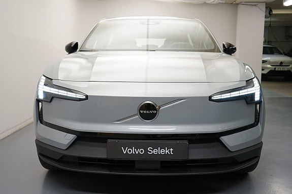 Volvo EX30 16 of 18