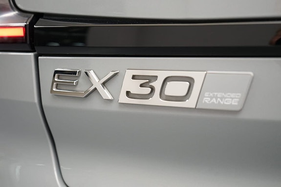 Volvo EX30 14 of 18
