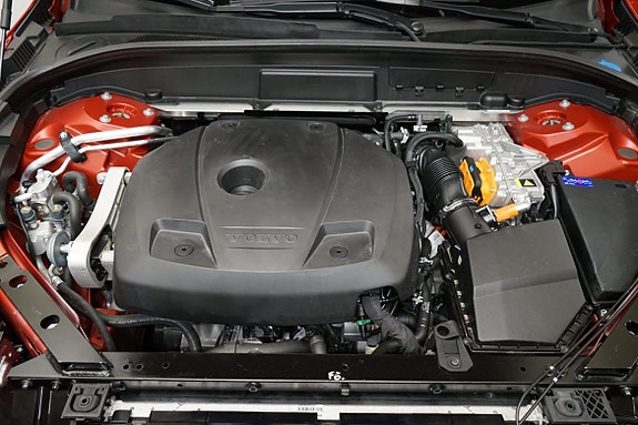 Volvo XC60 10 of 19