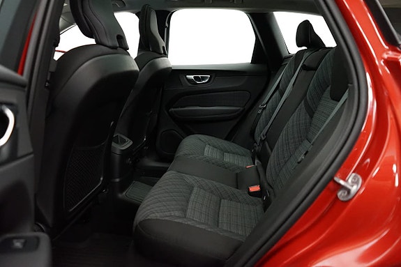 Volvo XC60 7 of 19
