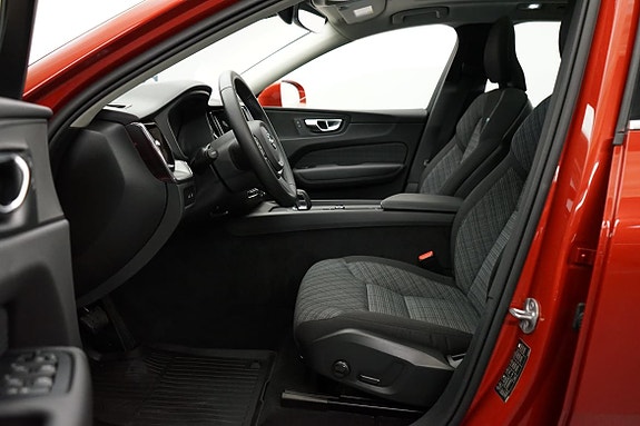 Volvo XC60 5 of 19