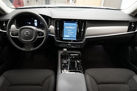 Volvo V90 6 of 18