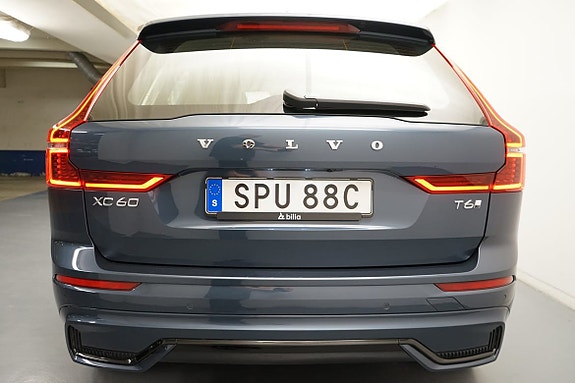 Volvo XC60 18 of 21