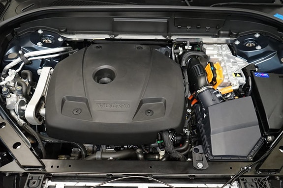 Volvo XC60 10 of 21