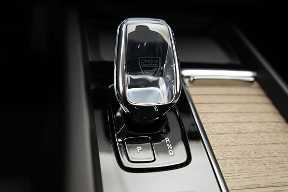 Volvo XC60 15 of 21