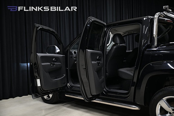Volkswagen Amarok 8 of 25