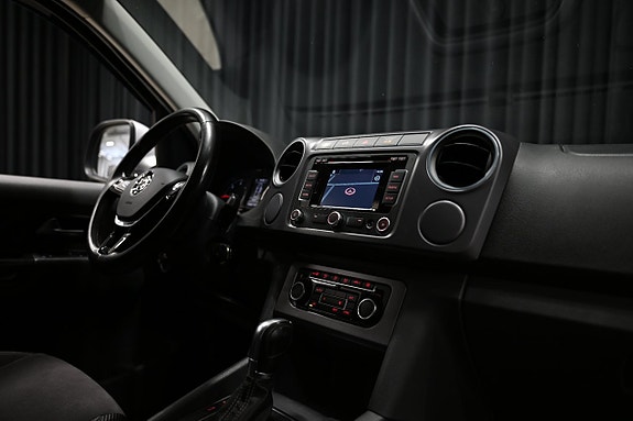 Volkswagen Amarok 24 of 25