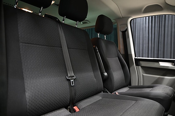 Volkswagen Caravelle 6 of 28