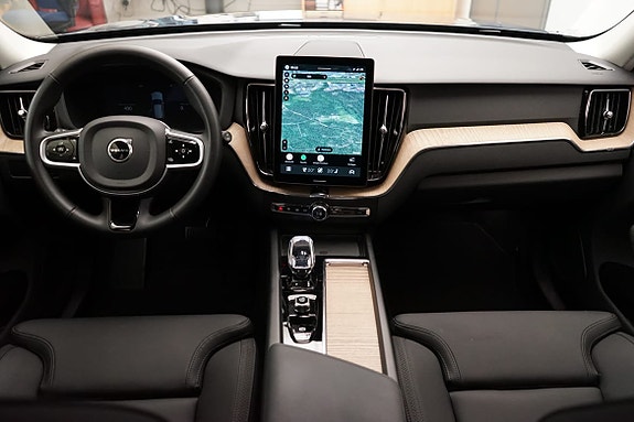 Volvo XC60 6 of 22