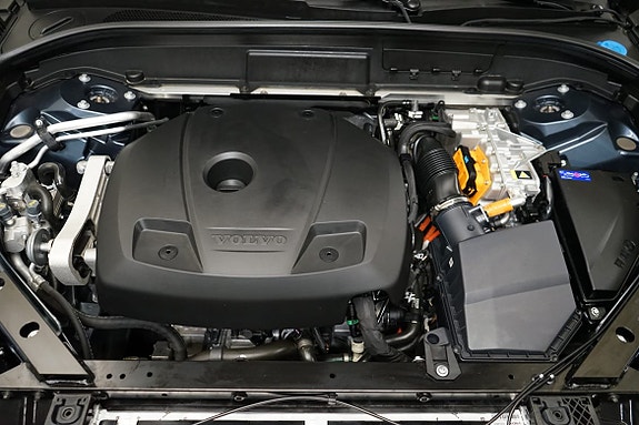 Volvo XC60 10 of 22