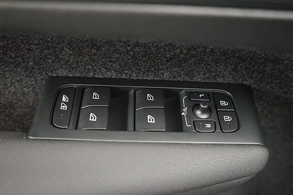 Volvo C40 12 of 21