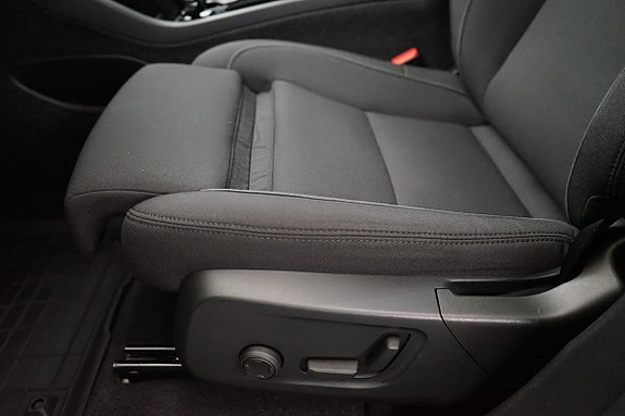 Volvo C40 13 of 21