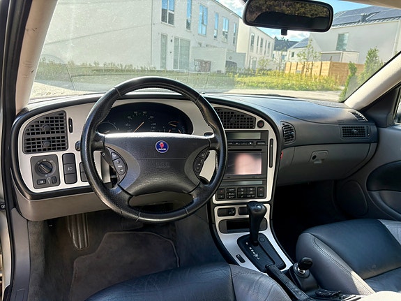 Saab 9-5 6 of 6