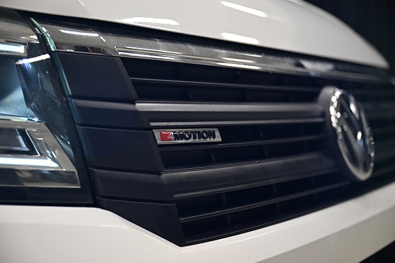 Volkswagen Crafter 13 of 30