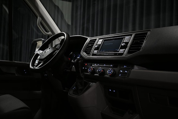 Volkswagen Crafter 30 of 30