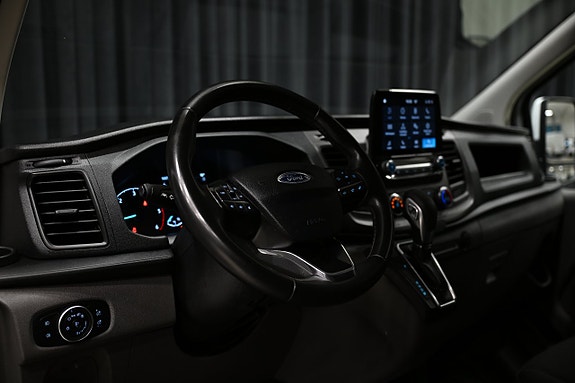 Ford Transit Custom 20 of 30