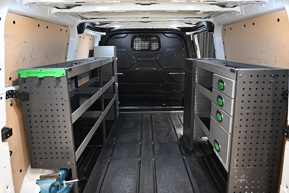 Ford Transit Custom 9 of 30
