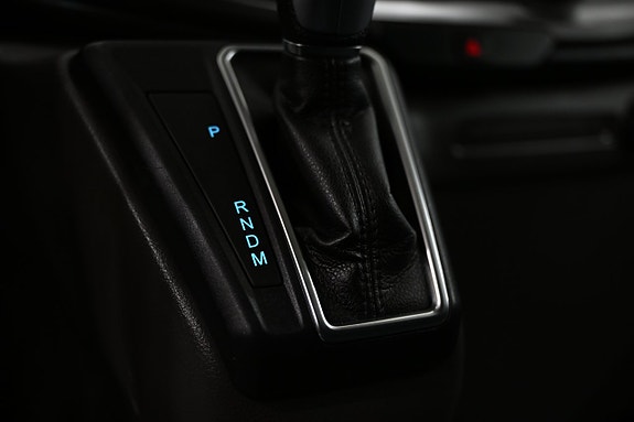 Ford Transit Custom 26 of 30