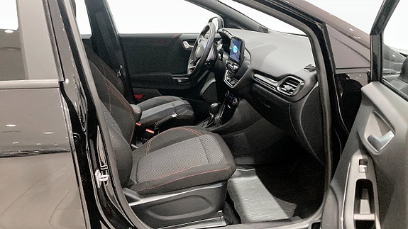 Ford Puma 3 of 11