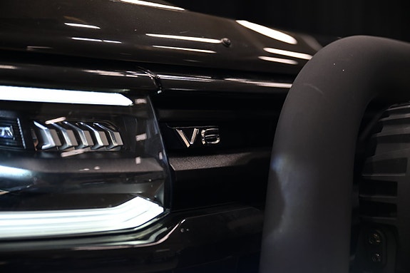 Volkswagen Amarok 19 of 30