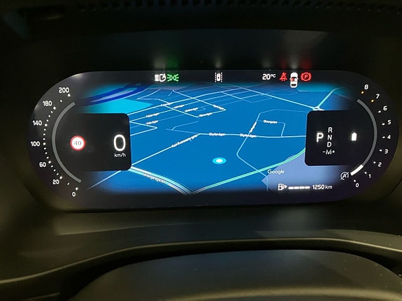 Volvo XC40 12 of 15