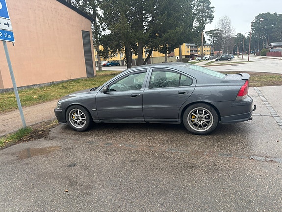 Volvo S60 8 of 10