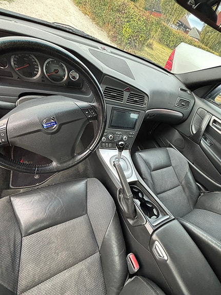Volvo S60 4 of 10