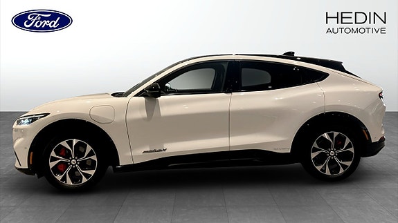 Ford Mustang Mach-E 6 of 20