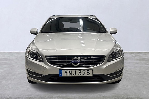 Volvo V60 7 of 19