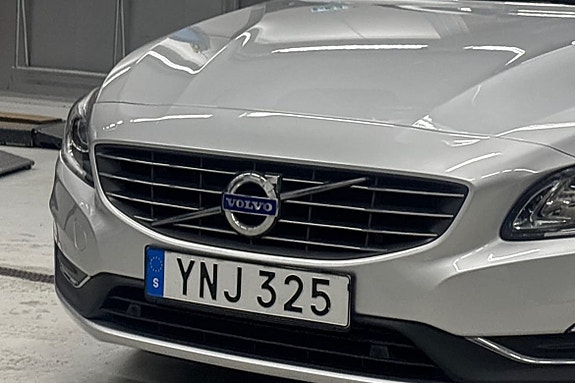Volvo V60 17 of 19