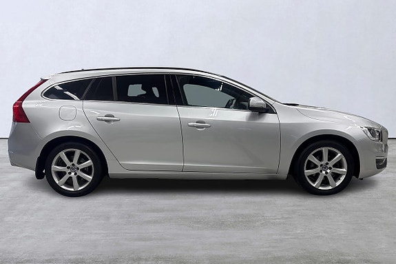 Volvo V60 3 of 19