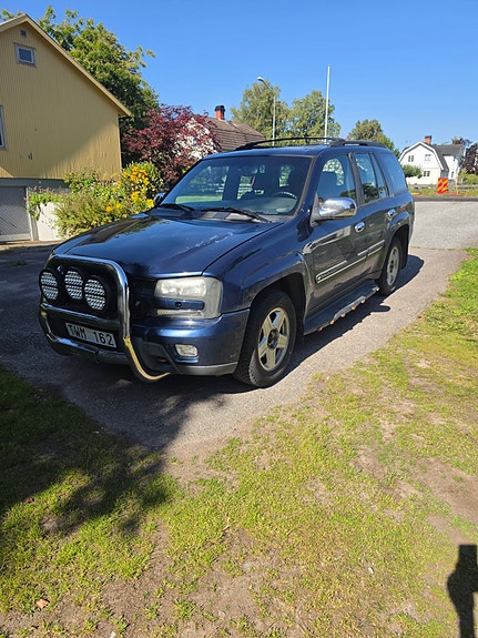 Chevrolet Trailblazer 2 of 2