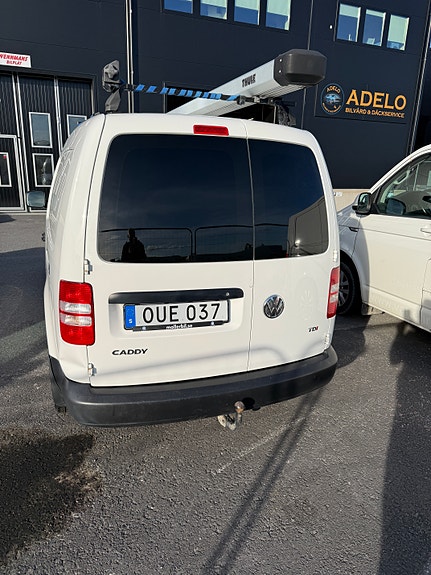 Volkswagen Caddy Maxi 3 of 7