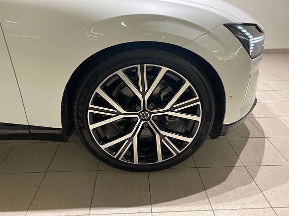 Volvo ES90 3 of 18
