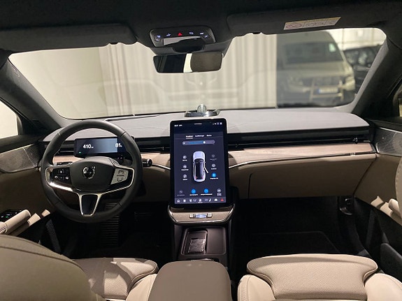 Volvo ES90 2 of 18