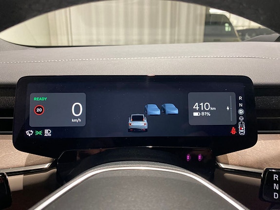 Volvo ES90 15 of 18