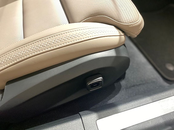 Volvo ES90 12 of 18