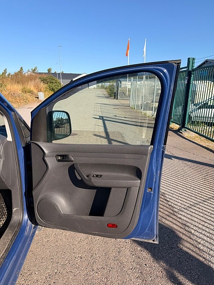 Volkswagen Caddy 11 of 18