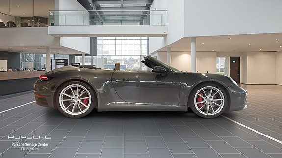 Porsche 911 Carrera S 19 of 19
