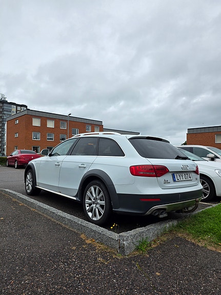 Audi A4 allroad 5 of 5