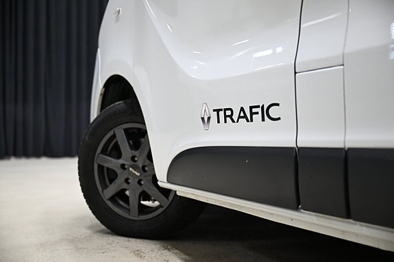 Renault Trafic 11 of 30