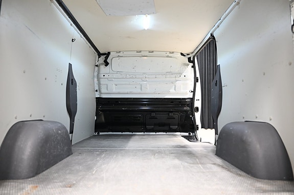 Renault Trafic 9 of 30