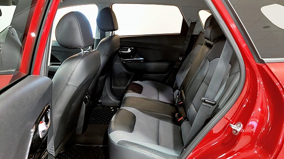 Kia e-Niro 9 of 12