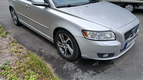Volvo V50 4 of 6