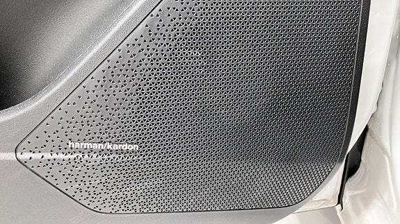 Kia e-Niro 15 of 15