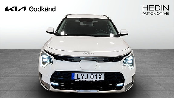 Kia e-Niro 2 of 15
