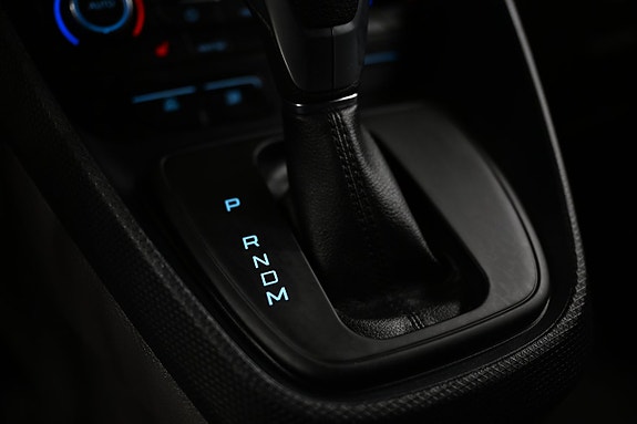 Ford Transit Connect 22 of 27
