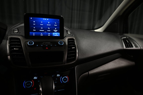 Ford Transit Connect 24 of 27