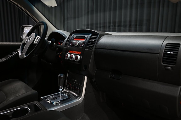 Nissan Navara 24 of 26