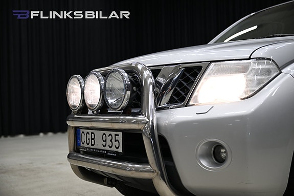Nissan Navara 8 of 26